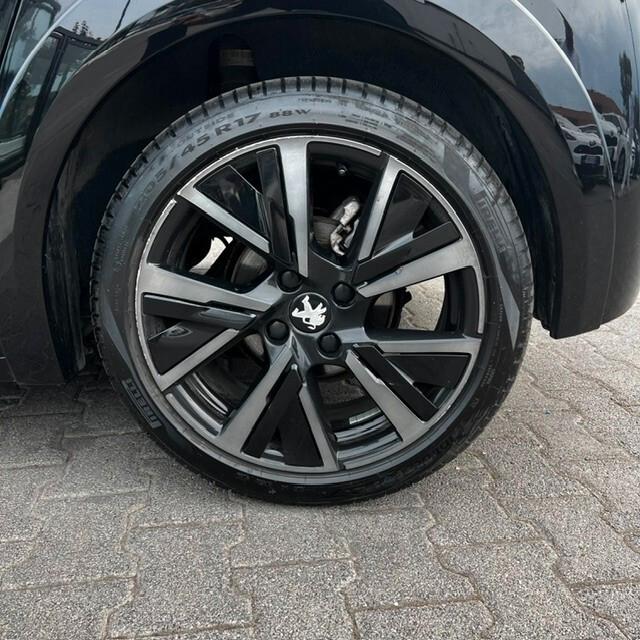 Peugeot 208 PureTech 130 Stop&Start EAT8 5 porte GT