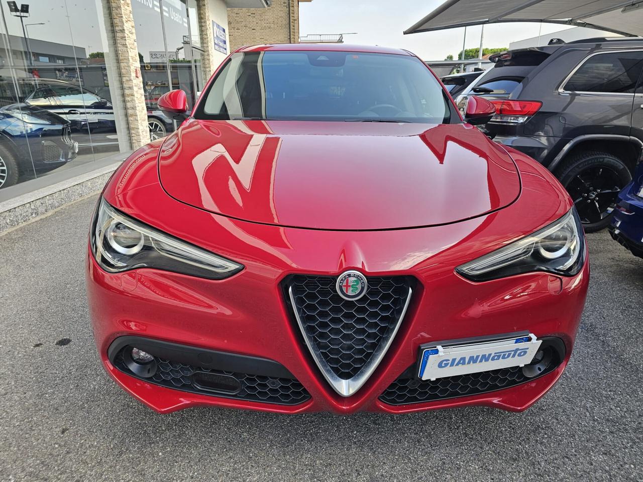 Alfa Romeo Stelvio 2.2 Turbodiesel 160 CV AT8 RWD