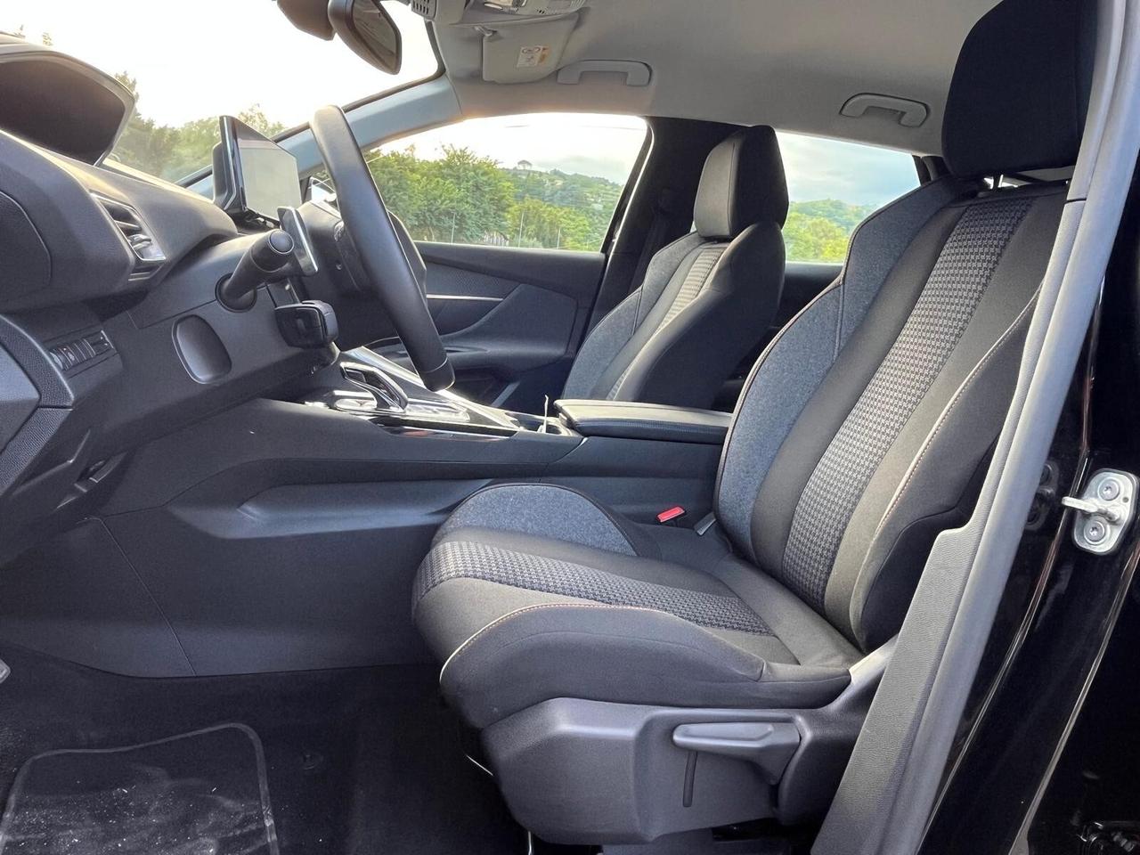 Peugeot 3008 BlueHDi 130 S&S EAT8 Allure Pack
