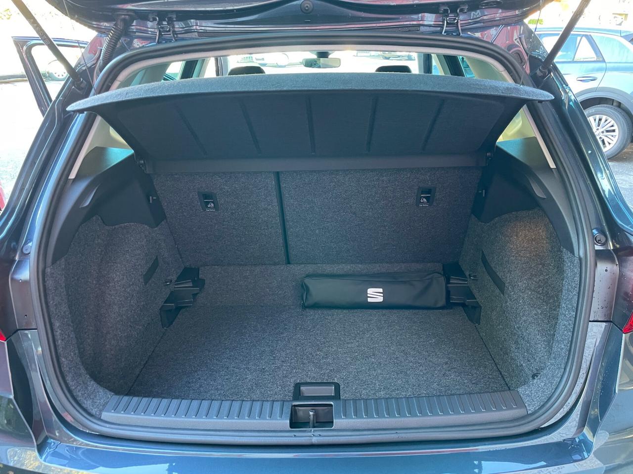 Seat Arona 1.0 ecotsi Black Edition km0