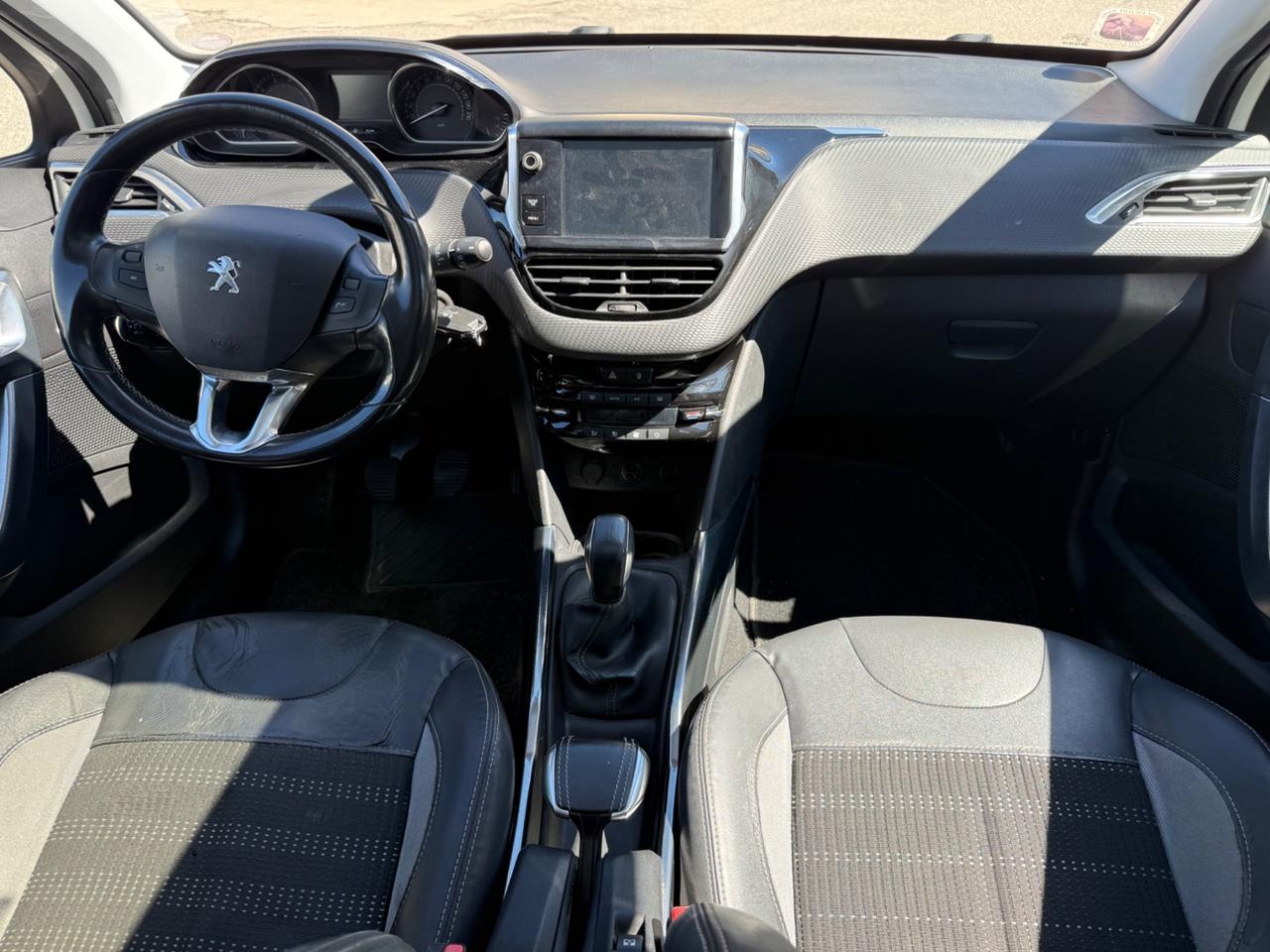 Peugeot 2008 1.2 VTi 82CV Allure