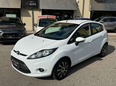 Ford Fiesta NEOPATENTATI 5p 1.2 16v + 82cv