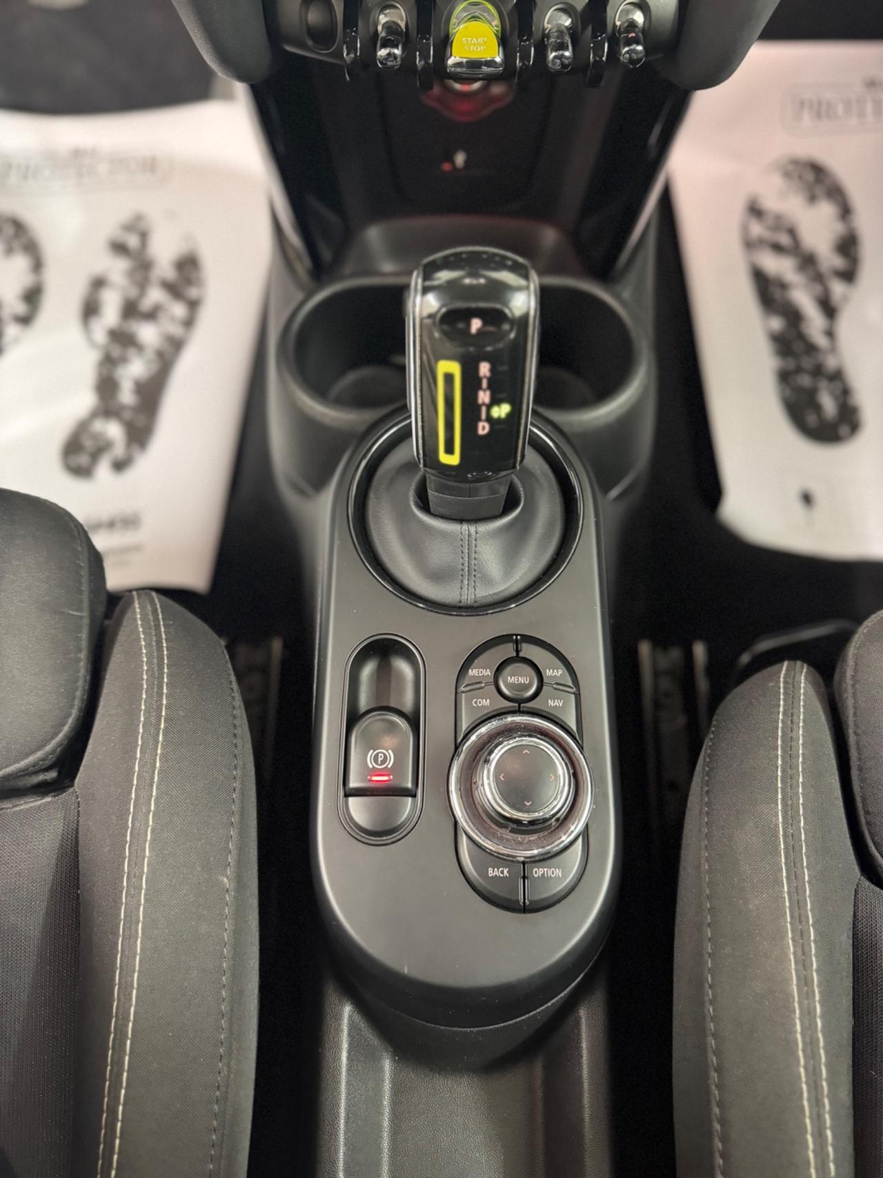 Mini Full Electric Cooper SE Yours PROMO OMAGGIO BLACK FRIDAY FINO AL 29 NOVEMBRE