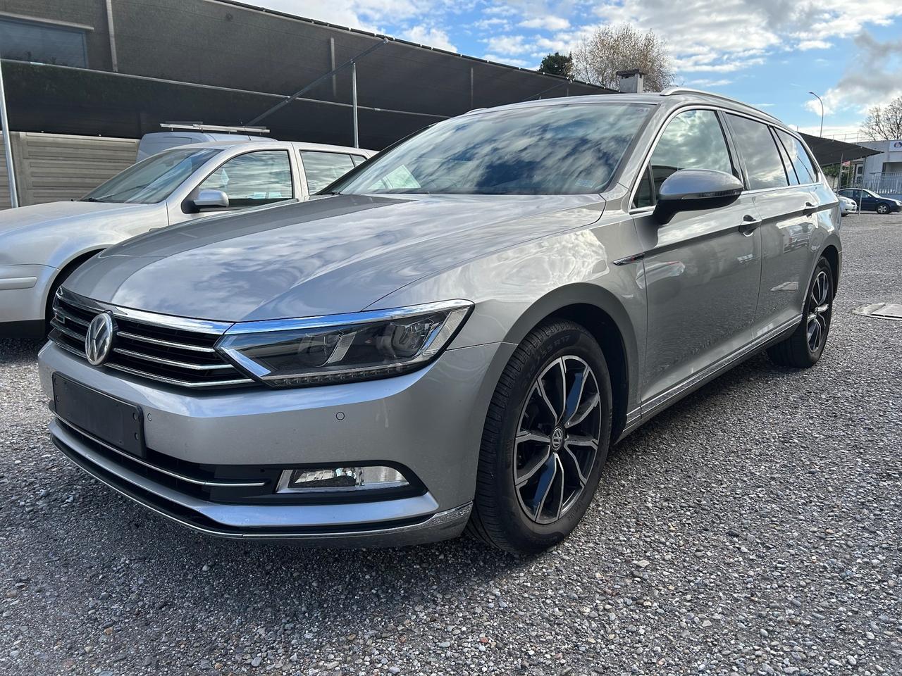 Volkswagen Passat 2.0 TDI 4MOTION °LEGGI NOTE°