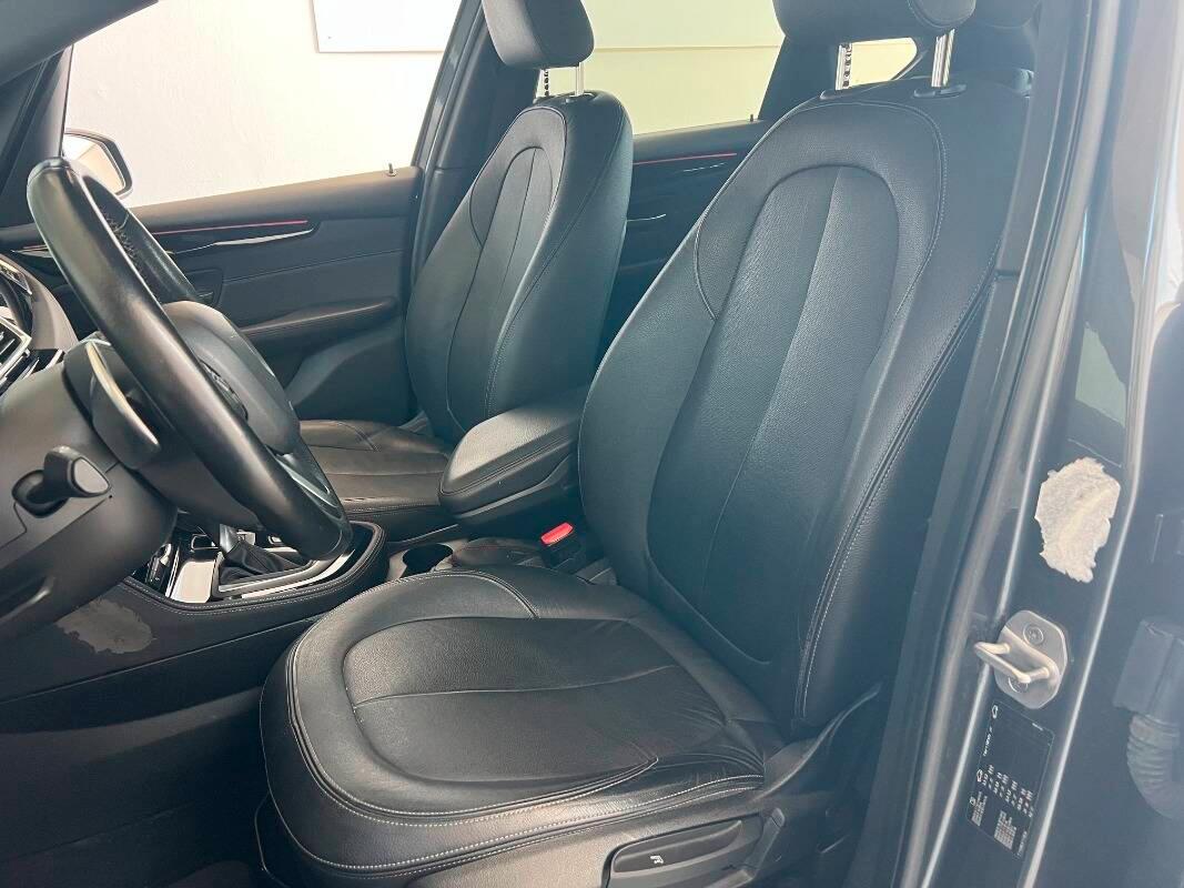 BMW Serie 2 218d Luxury auto my17
