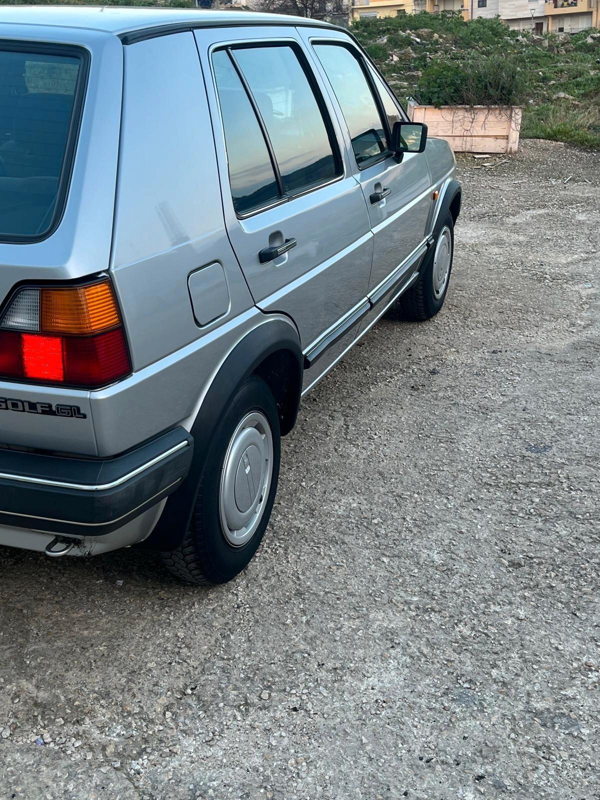 Volkswagen Golf 1300 5 porte GL