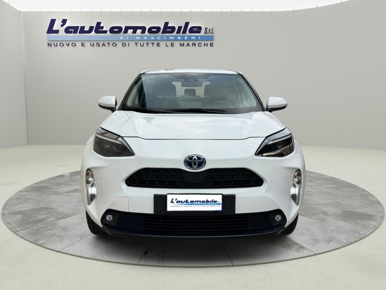 Toyota Yaris Cross 1.5h Business awd-i 116cv e-cvt NAVI
