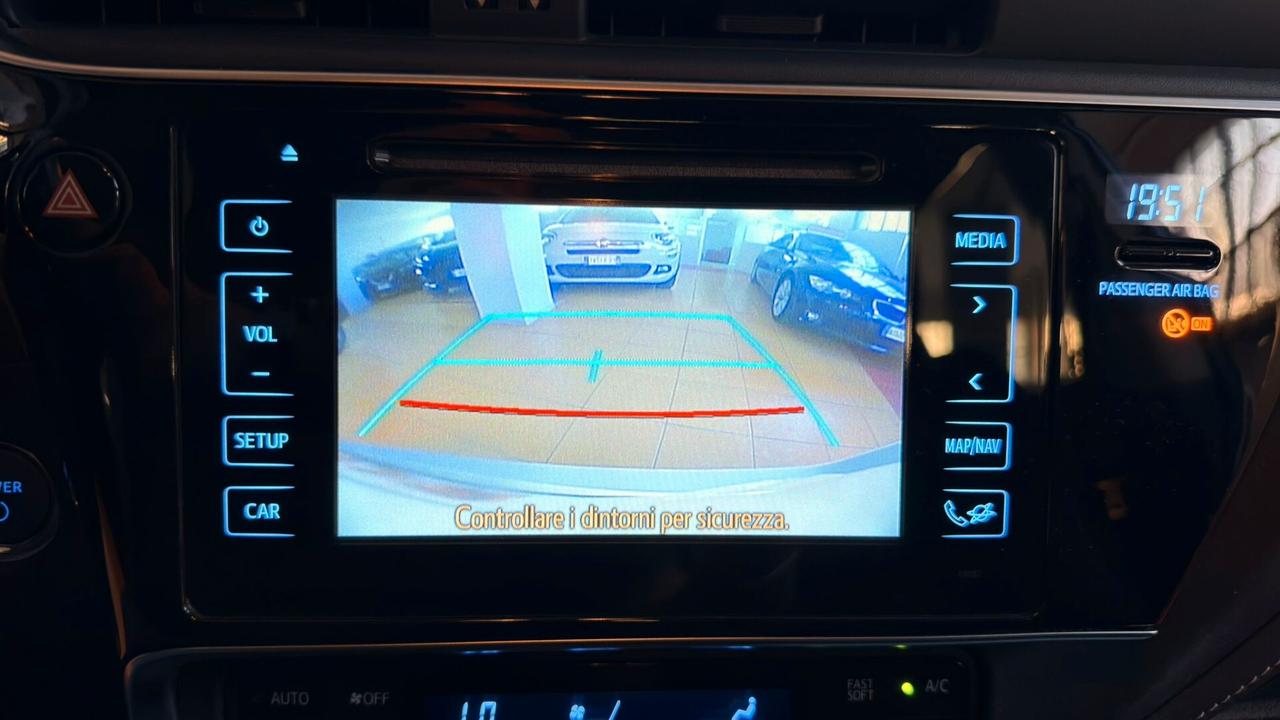 Toyota Auris 1.8 Hybrid Lounge