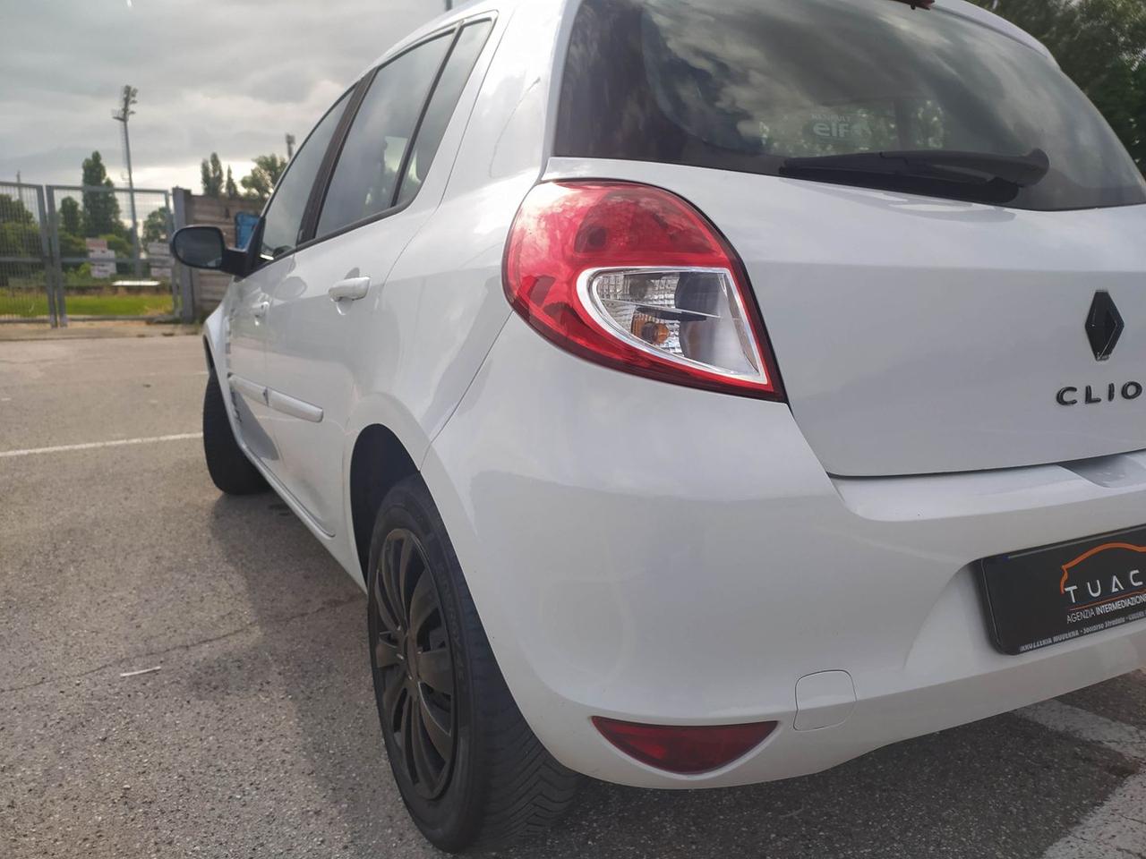 Renault Clio 20th Anniversary 1.2 16V 75cv #10789