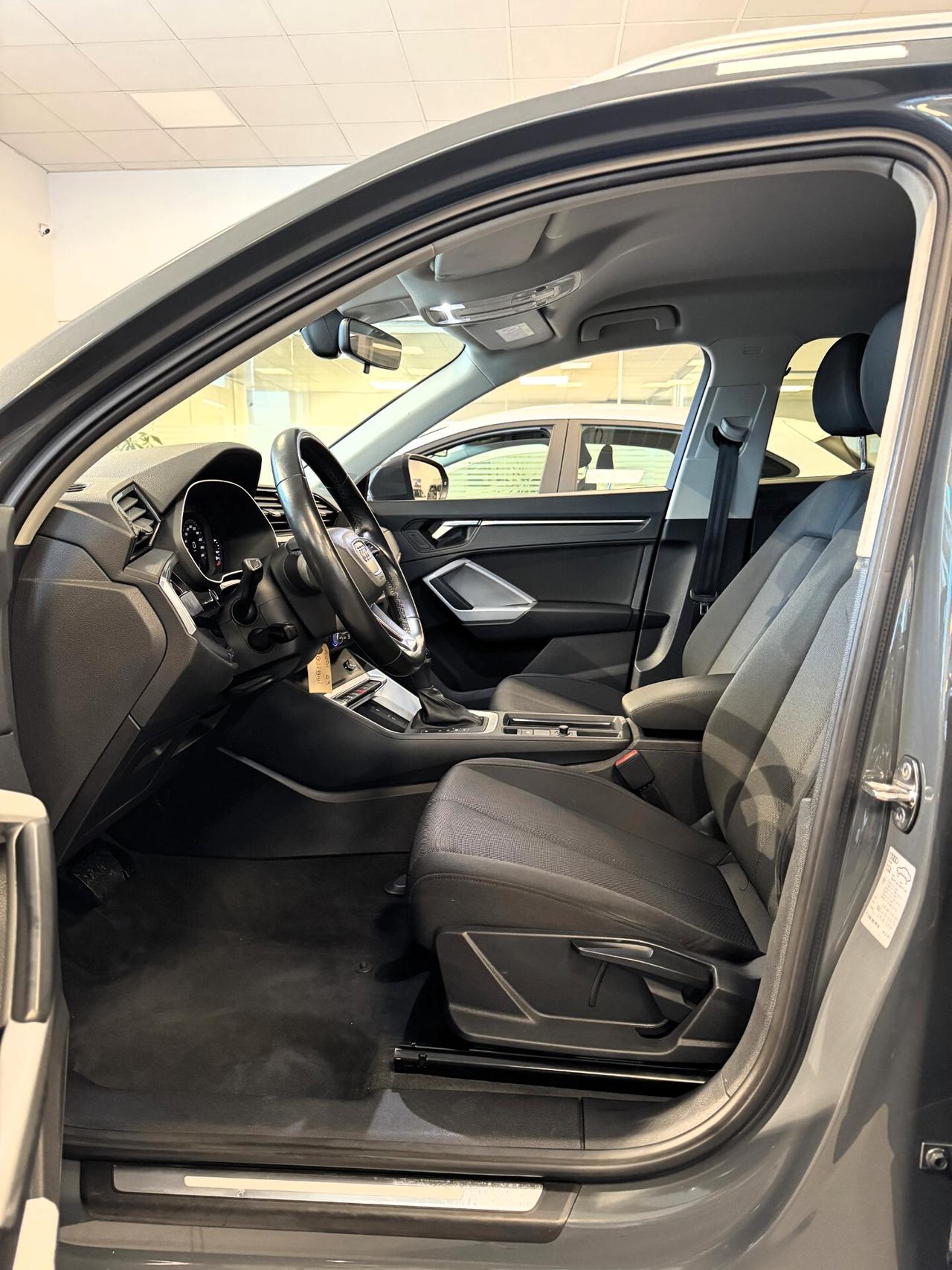 Audi Q3 35 TDI 150CV S tronic Advanced 2022 AZIENDALE