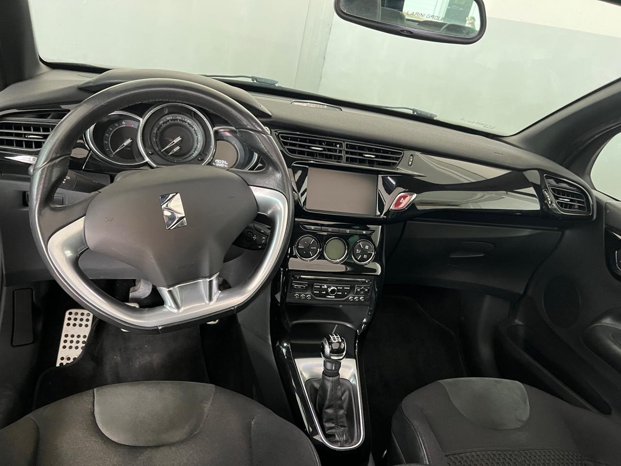 Ds DS3 3 1.2 VTi 82 So Chic Cabrio