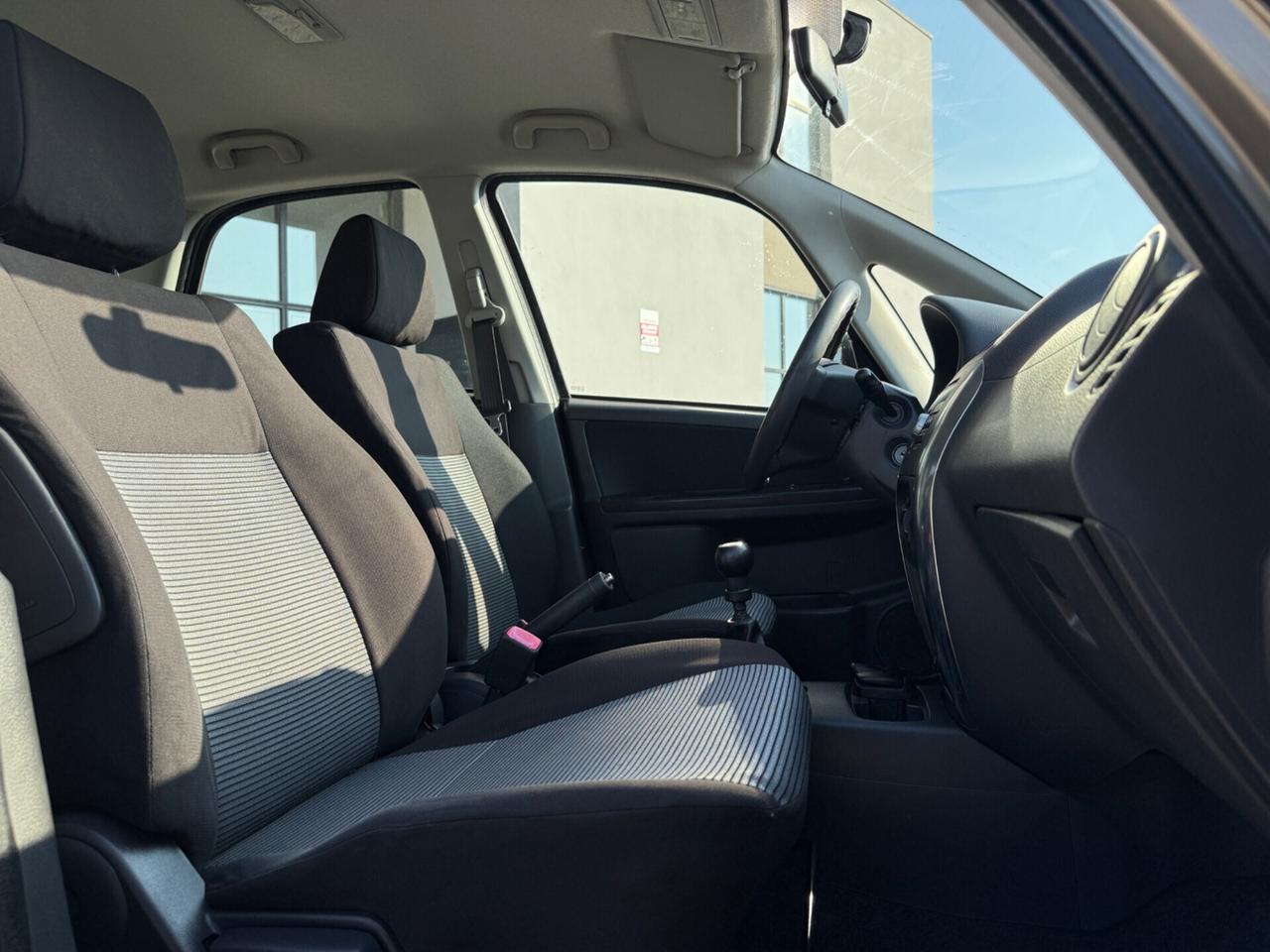 Fiat Sedici 1.6 BENZ - 4x4 Dynamic