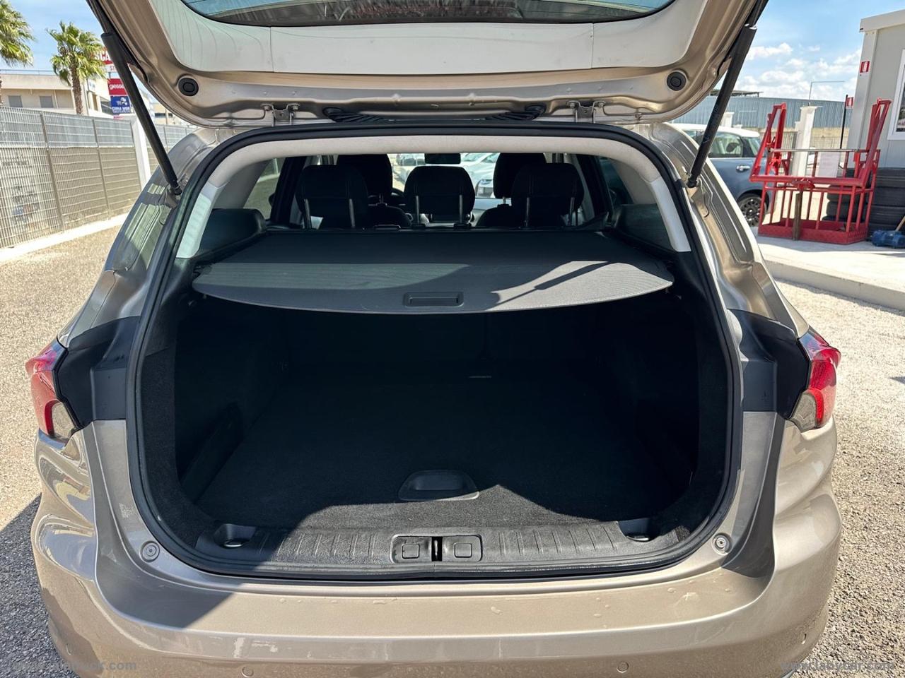 FIAT Tipo 1.6 Mjt S&S 5p. Easy