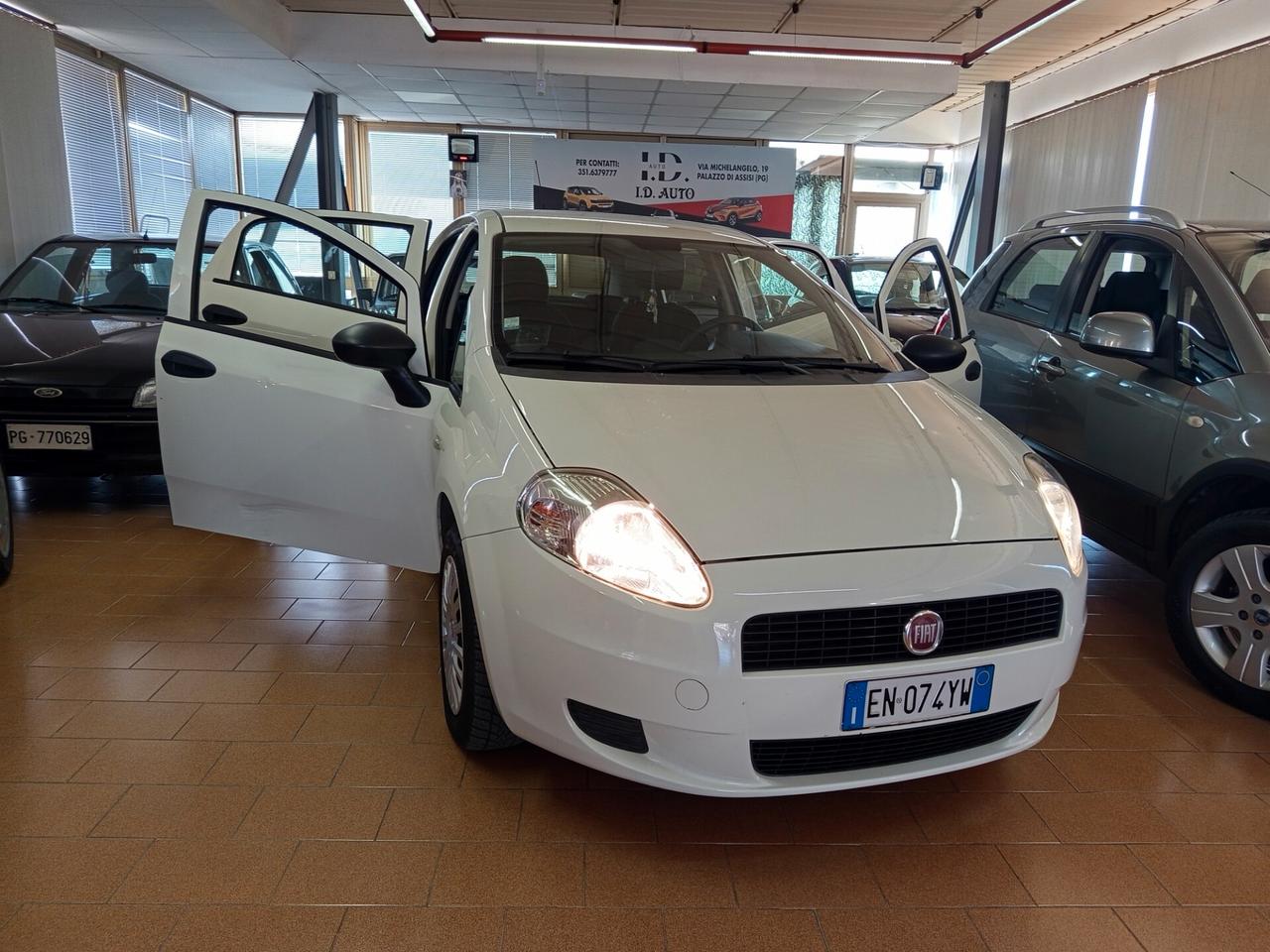 Fiat Grande Punto 1.2 benzina ok neopatentati