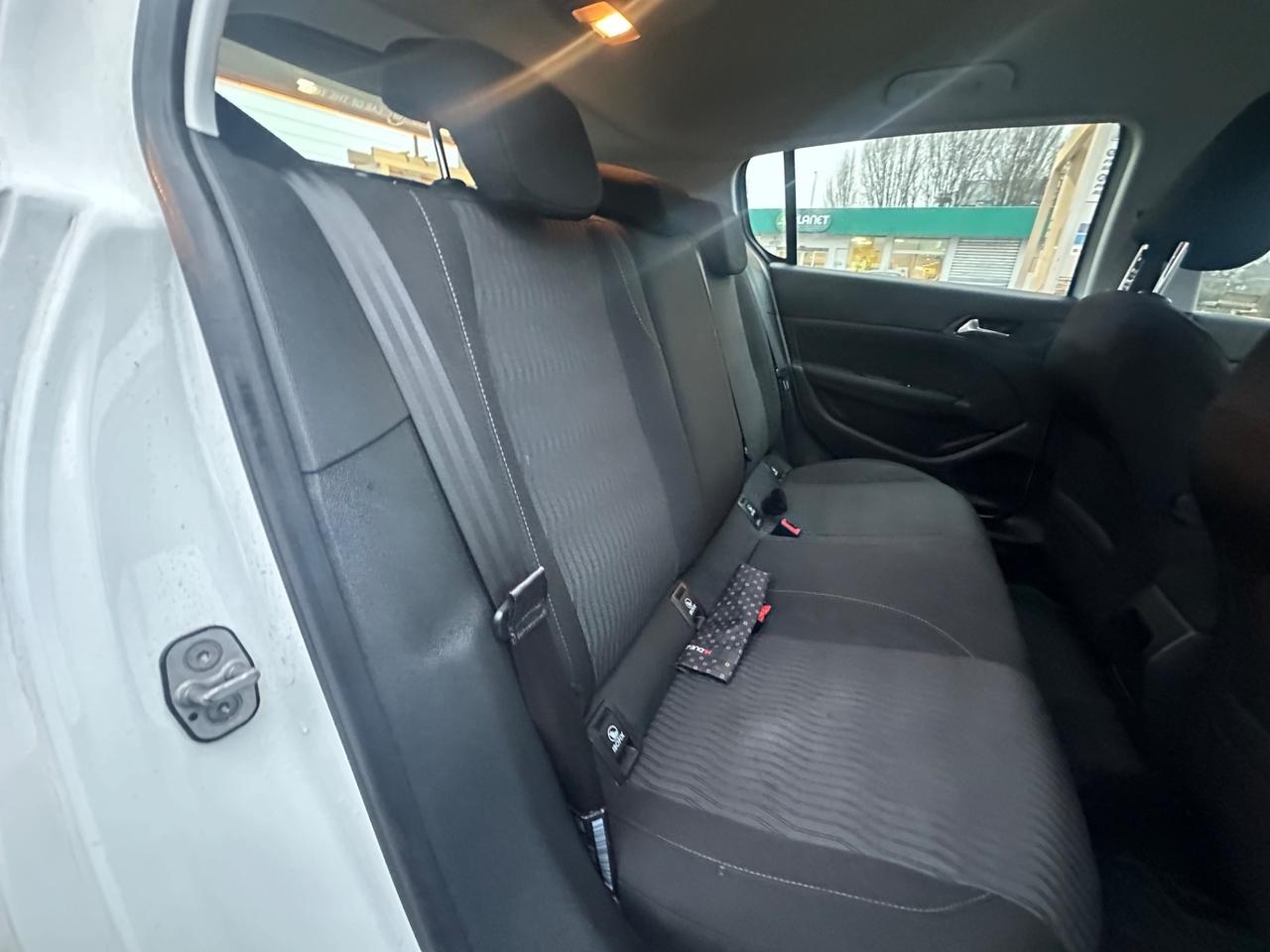 Peugeot 308 PureTech Turbo 110 S&S Access