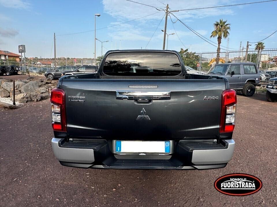 Mitsubishi L200 2.3 DI-D Double Cab Intense