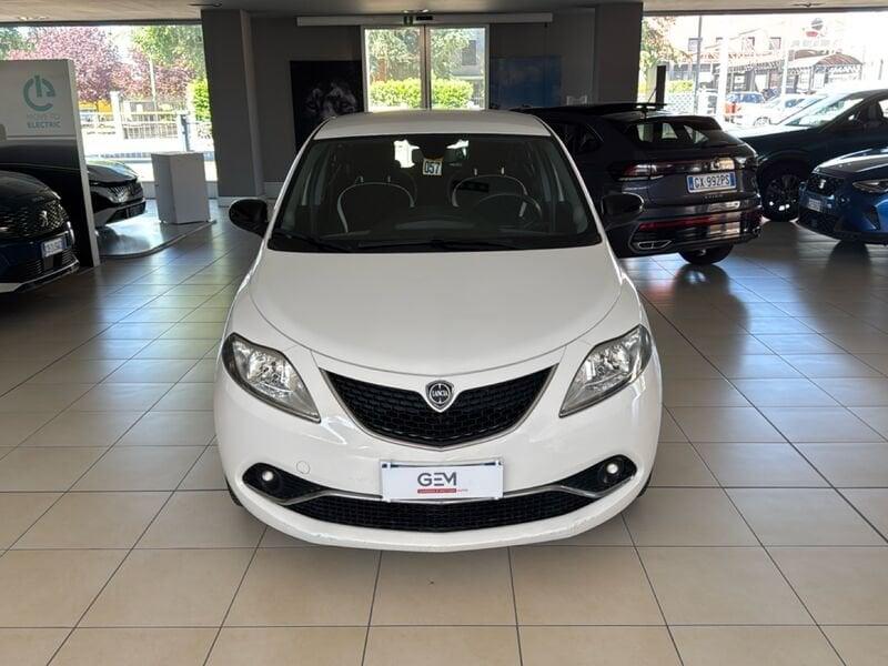 Lancia Ypsilon 1.2 69cv Silver