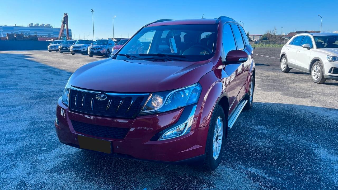 Mahindra XUV500 2.2 16V AWD W6 7 POSTI