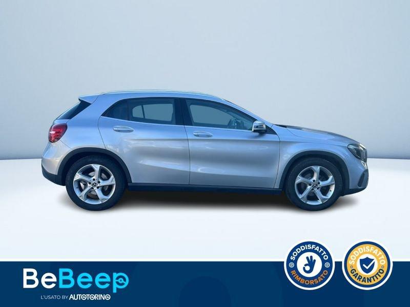 Mercedes-Benz GLA 180 SPORT AUTO