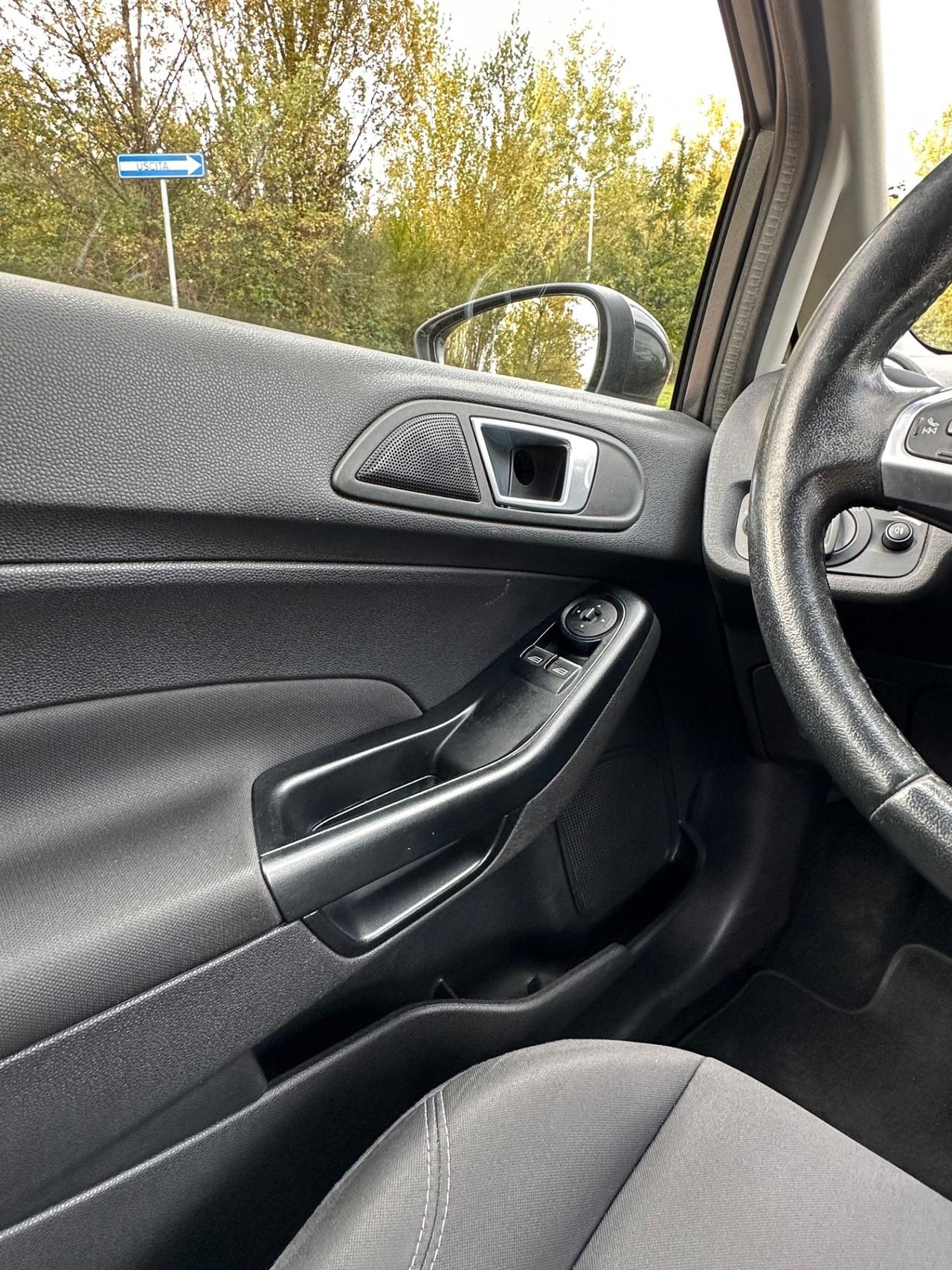 Ford Fiesta Plus 1.4 5 porte Bz.- GPL