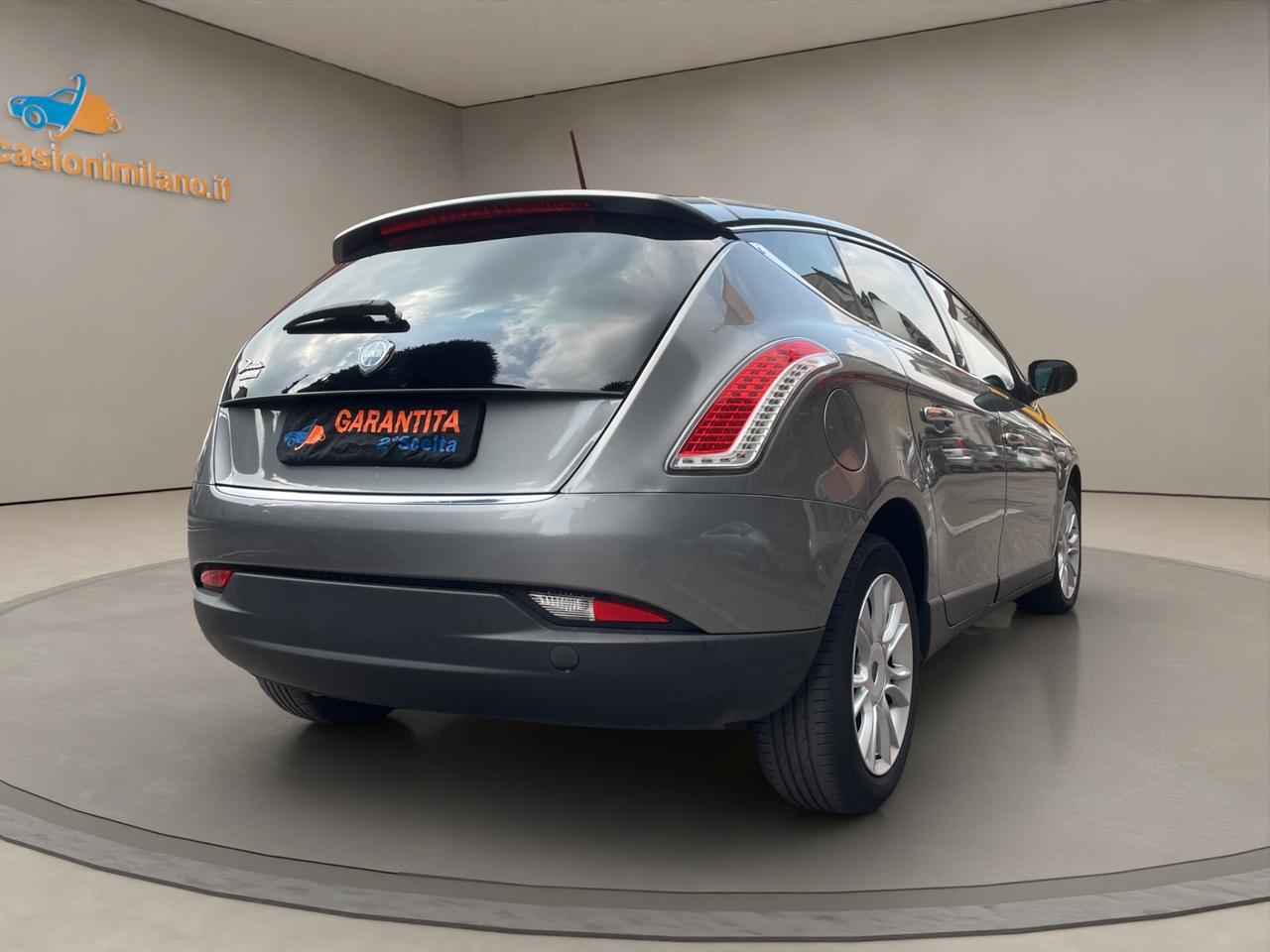 Lancia Delta UNICO PROPRIETARIO - NEOPATENTATI