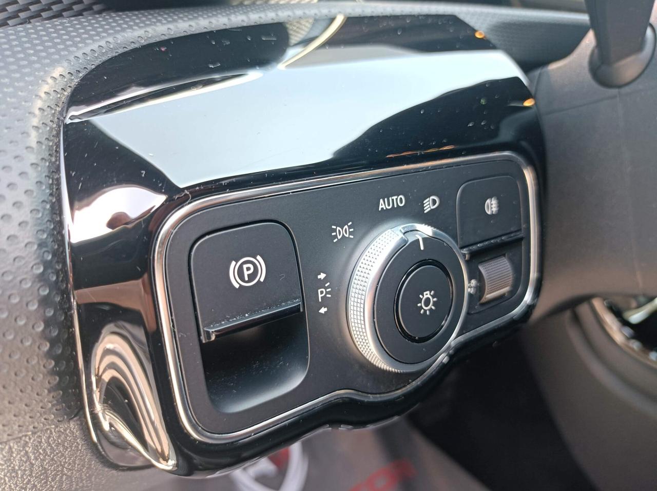 Mercedes-benz A 180 A 180 d Automatic Business Extra