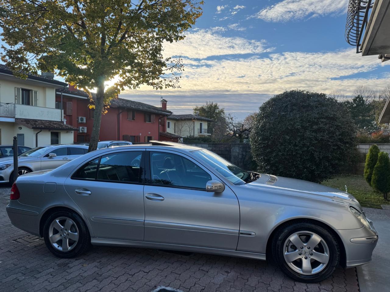 Mercedes-benz E 270 CDI cat Avantgarde