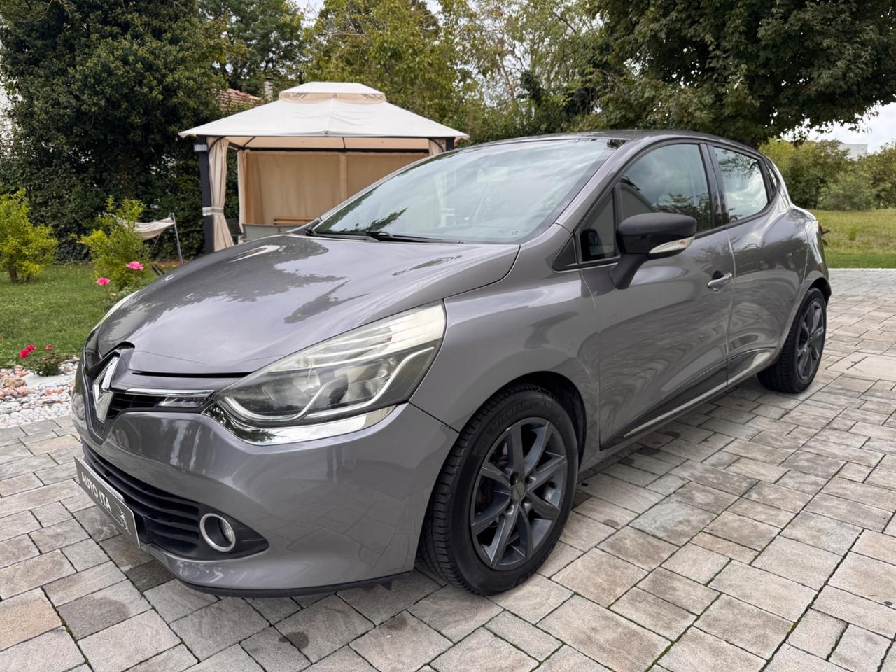 Renault Clio 1.5 dCi 8V 75CV 5 porte Costume National OK NEOPATENTATI