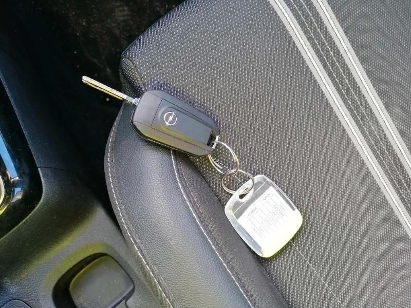 Opel Corsa 1.2 100 CV GS