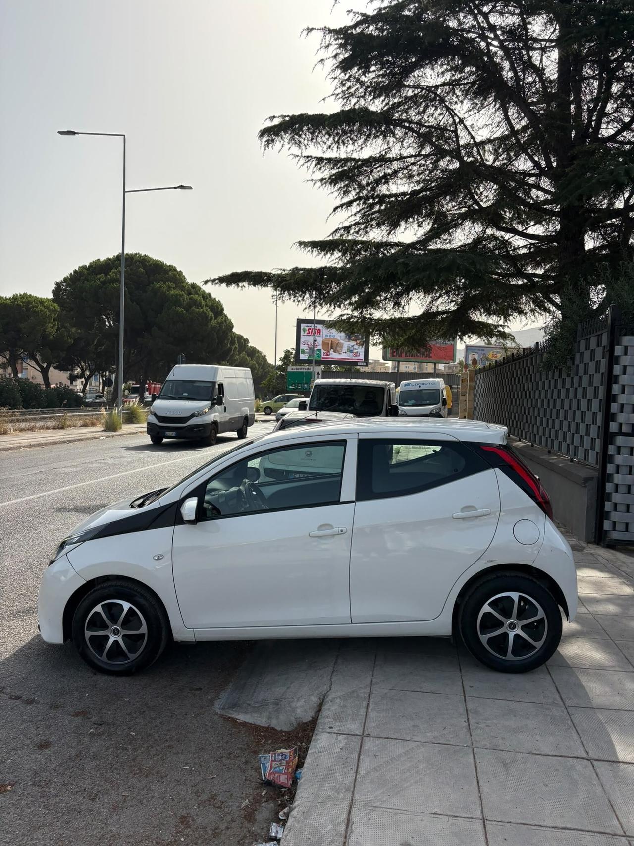 Toyota aygo 1.0 benzina