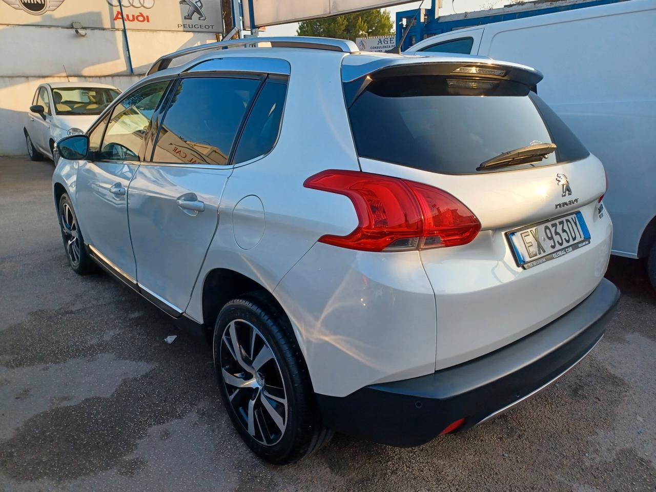 Peugeot 2008 1.6 HDI ALLURE PARI AL NUOVO