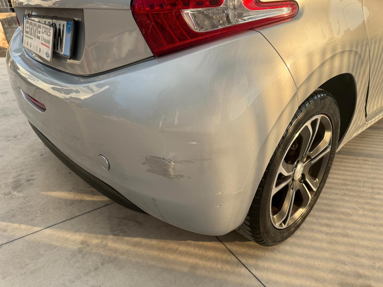 PEUGEOT 208 ANNO 2015 1.4 BENZ/GPL CASA MADRE 95CV