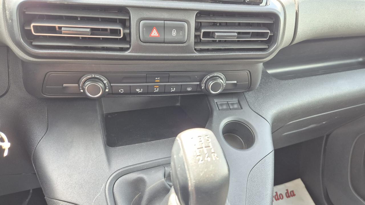 Peugeot Rifter BlueHDi 100 S&S Allure Standard