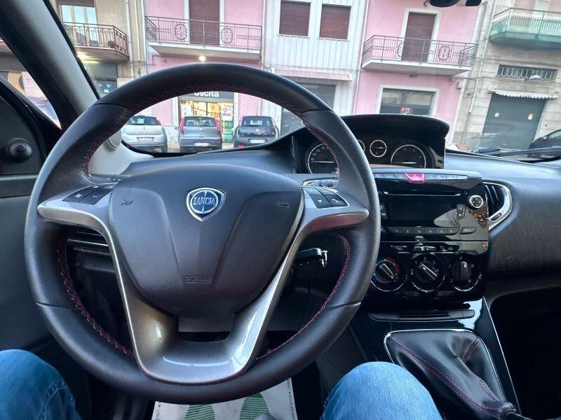 Lancia Ypsilon 1.3 MJT 16V 95 CV 5 porte S&S Gold