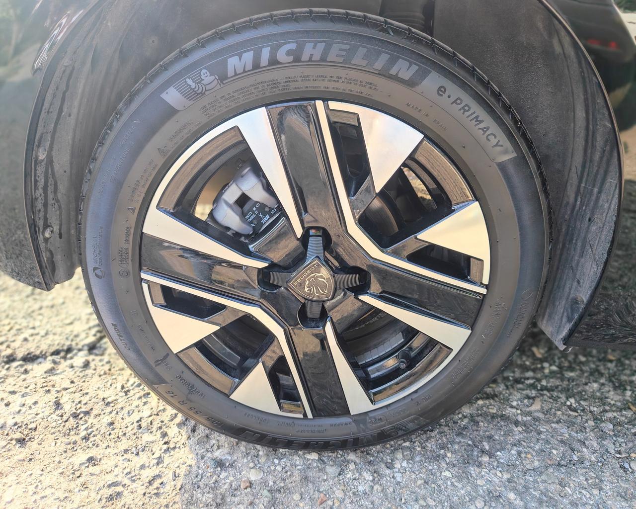 Peugeot 208 Allure 100cv Full PREZZO REALE!