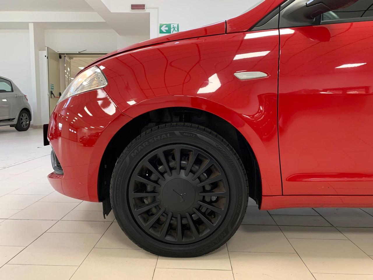 Lancia Ypsilon 1.2 Gold ecochic Gpl 69cv my16