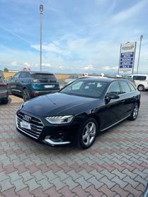 Audi A4 Avant 40 TDI quattro S tronic Business Advanced