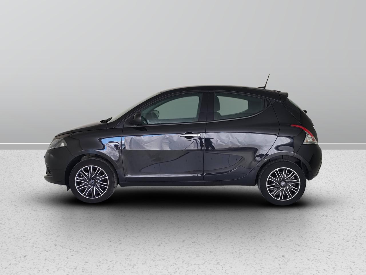 LANCIA Ypsilon III 2021 - Ypsilon 1.0 firefly hybrid Gold s&s 70cv 5p.ti