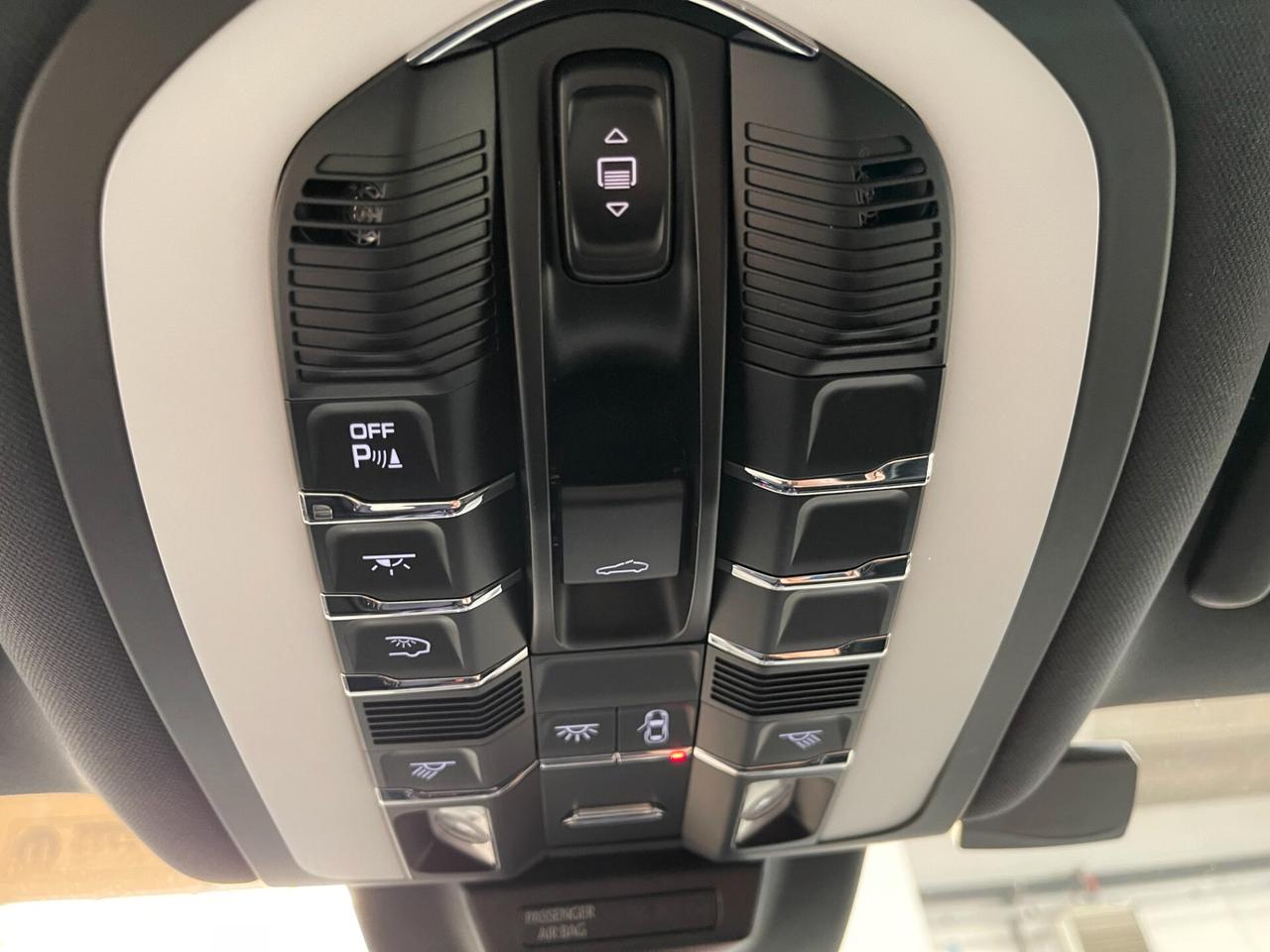Porsche Macan S 2.9 380cv pdk Wrappata - Dettagli in Bio