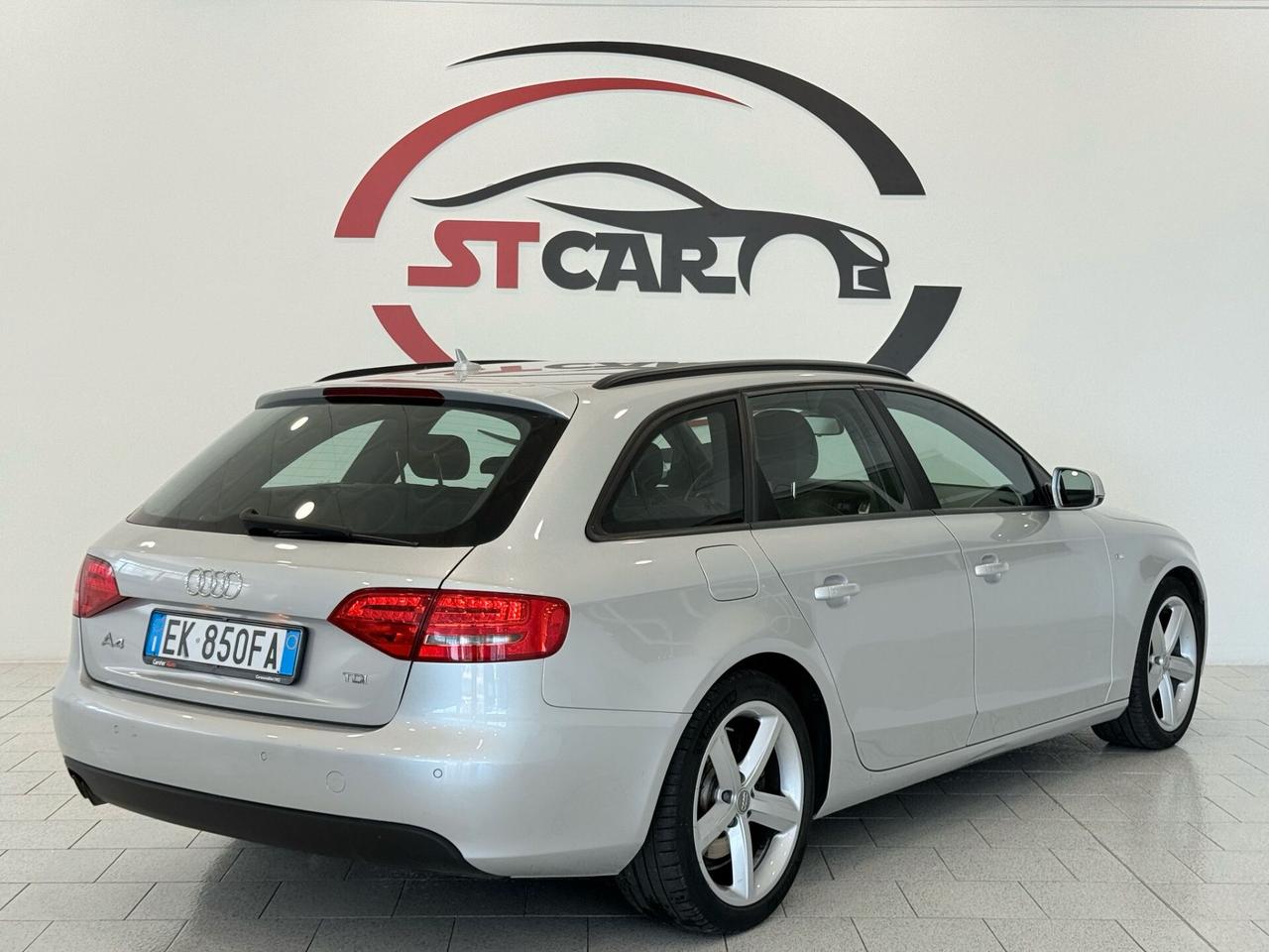 AUDI A4 - 2.0 TDI 143cv S-Line Avant