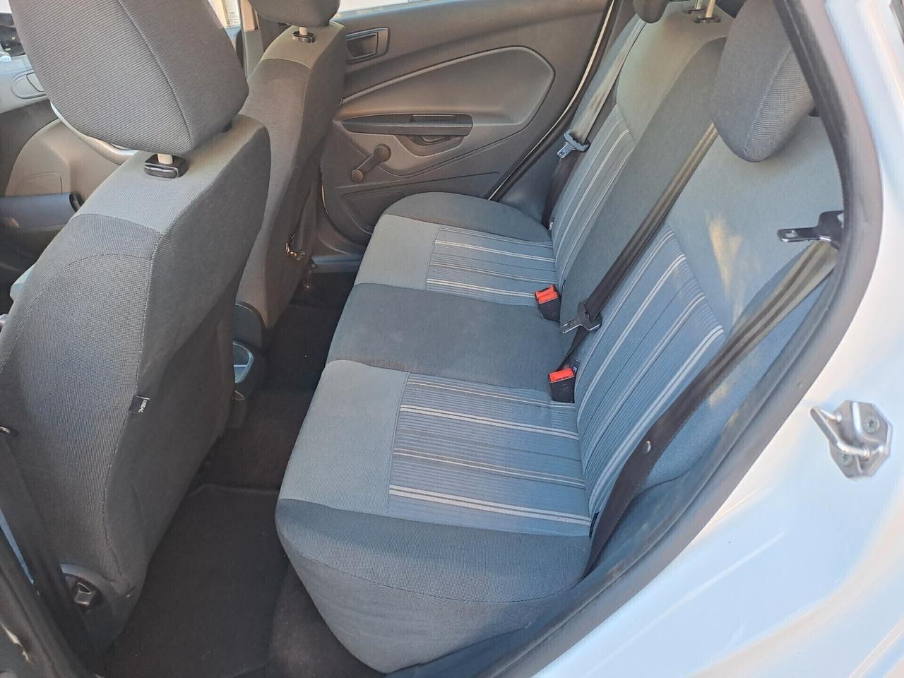 Ford Fiesta 1.4 5 porte Bz.- GPL Titanium