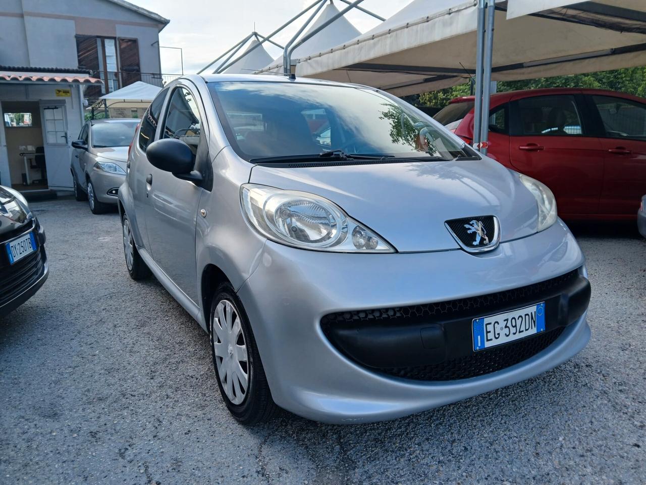 Peugeot 107 1.0 68CV 5p. Desir