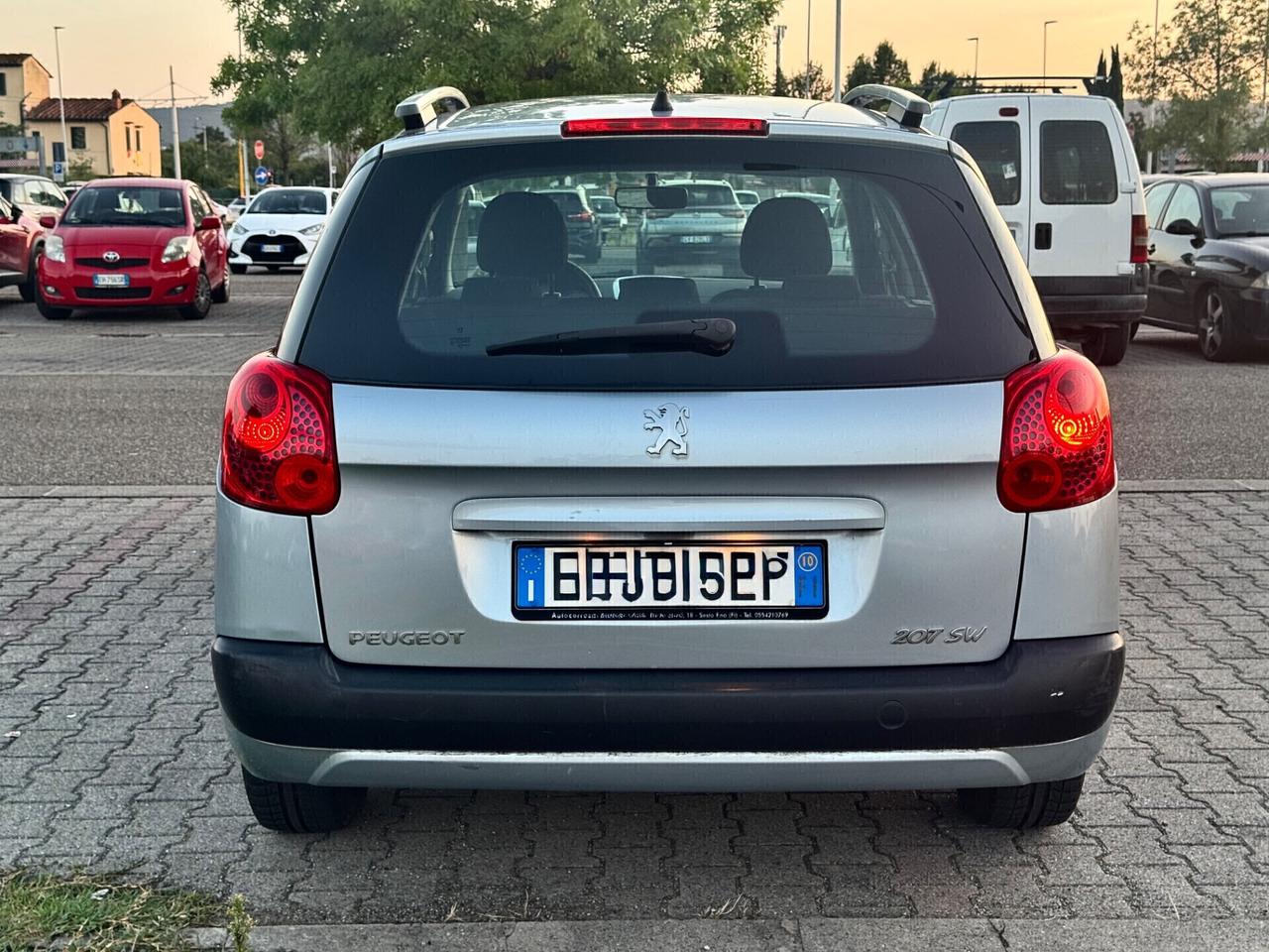 Peugeot 207 1.4 VTi 95CV SW 61.000km 2010