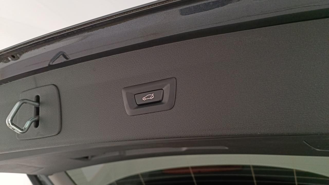 BMW X1 F48 2019 - X1 sdrive16d xLine auto