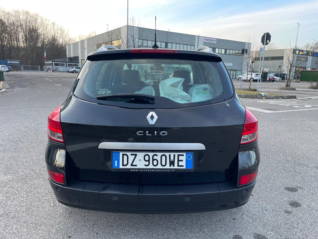 Renault Clio 1.2 16V TCE 100CV SporTour*Neopatentati*Navi*