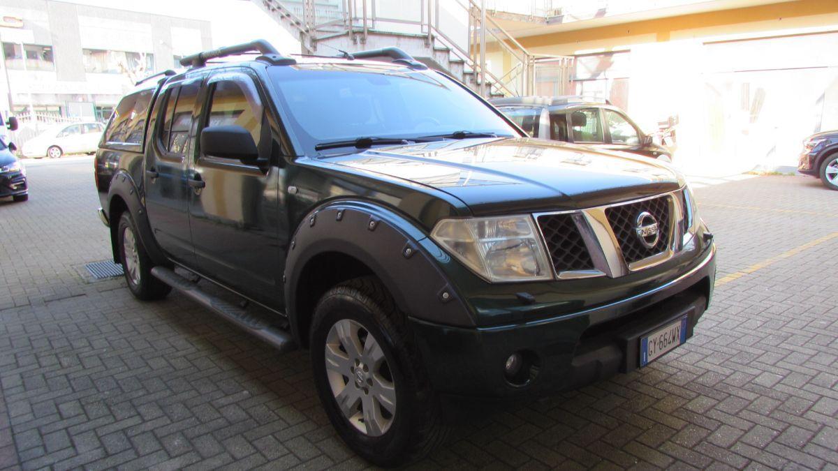 NISSAN - Navara 2.5 dci xe double cab hard top 5 posti kit parafanghi allargati raptor