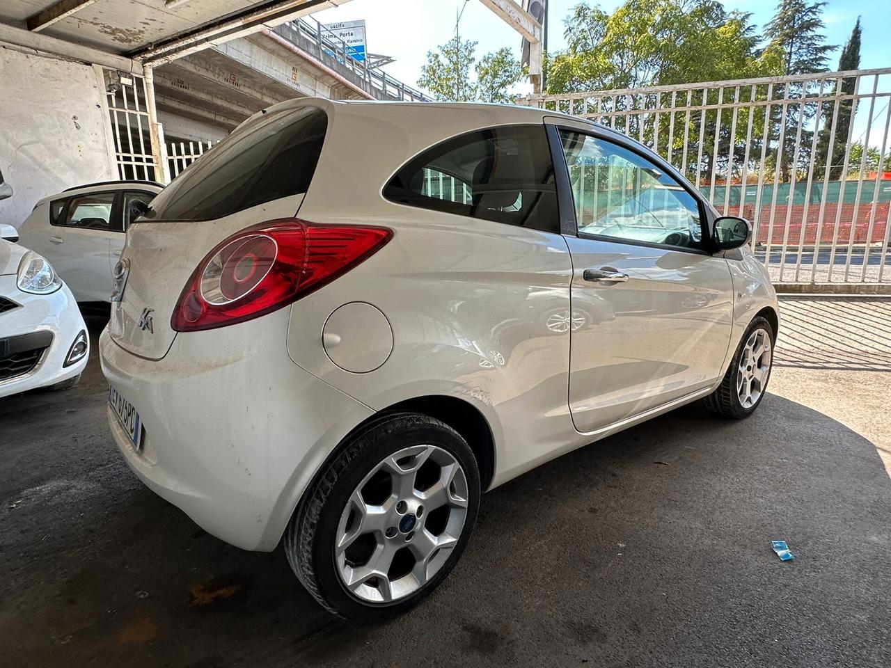 Ford Ka Ka+ 1.2 8V 69CV Titanium