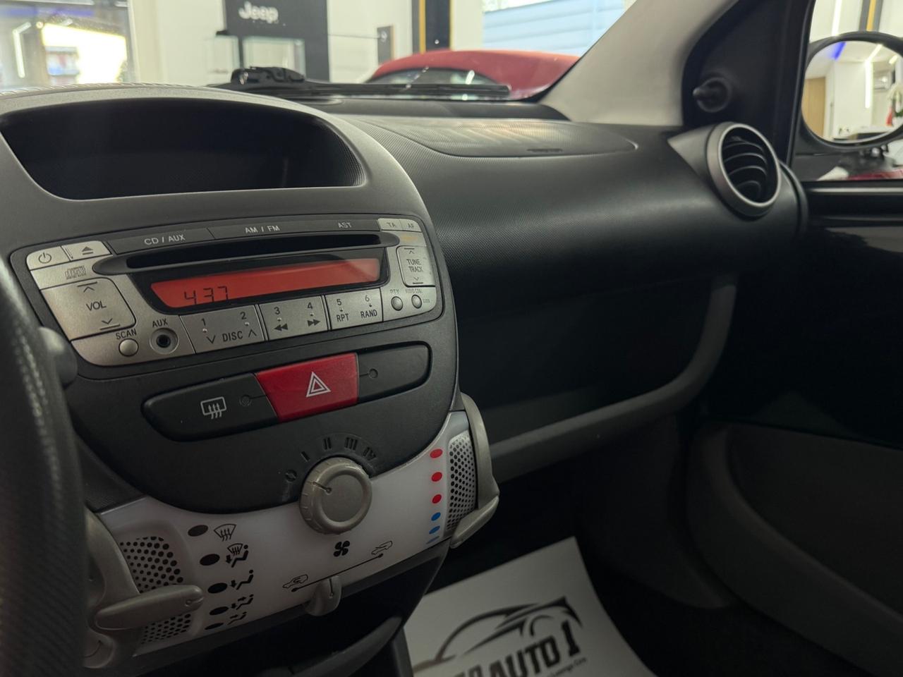 Peugeot 107 1.0 68CV 5p. Full Opt