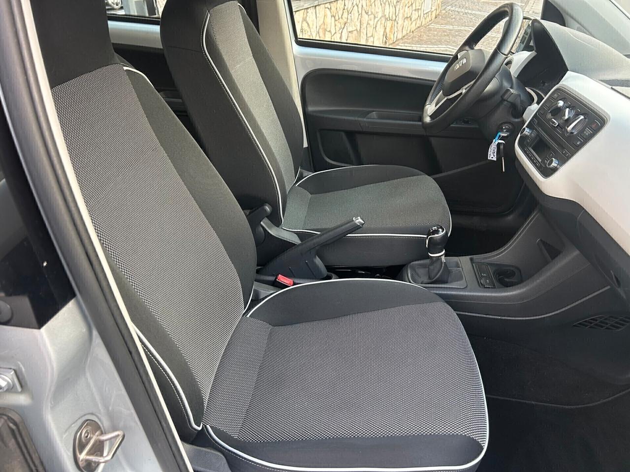 Seat Mii 1.0 68 CV 5 porte Chic Ecofuel