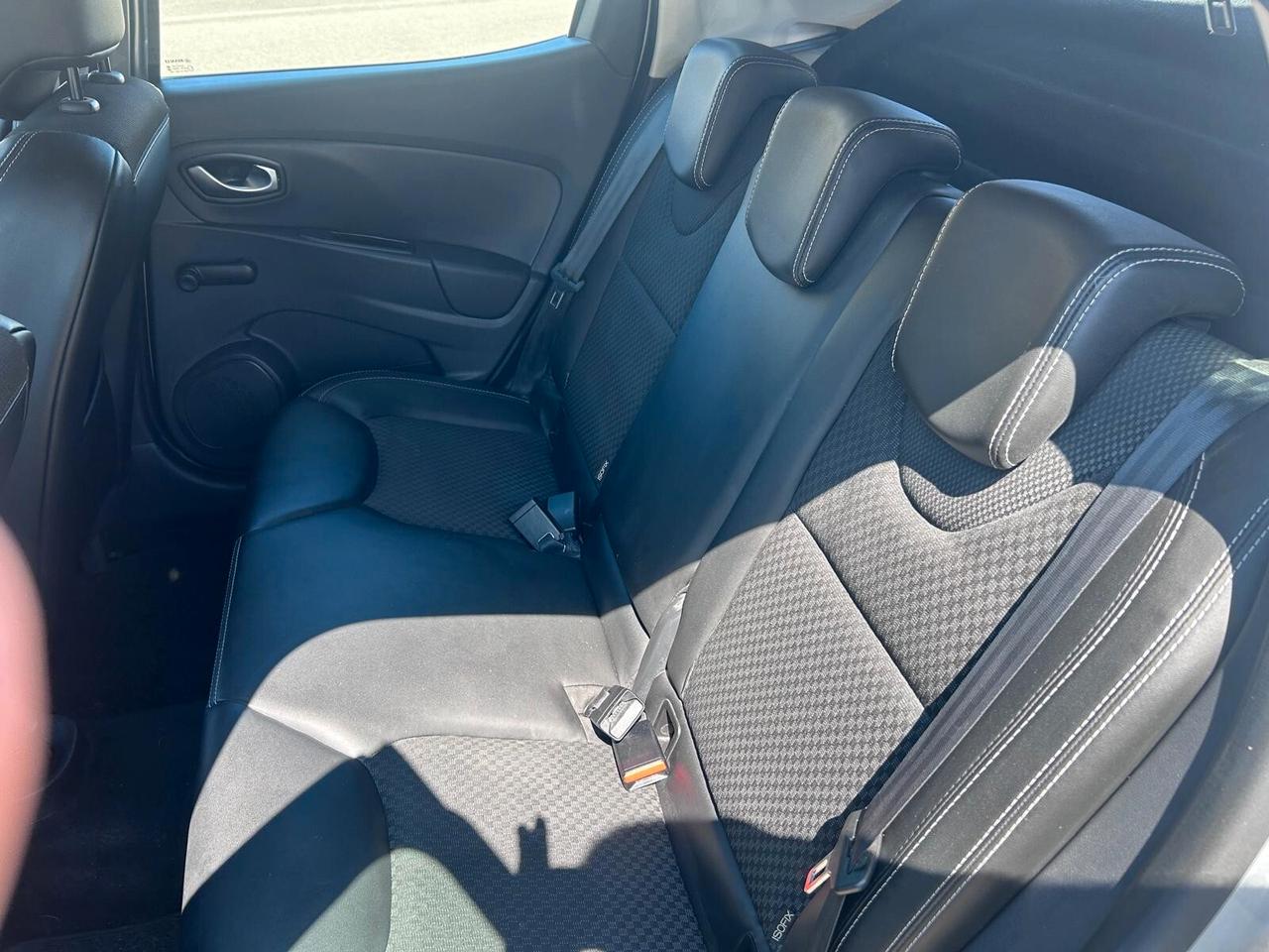 Renault Clio dCi 8V 75 CV 5 porte Duel